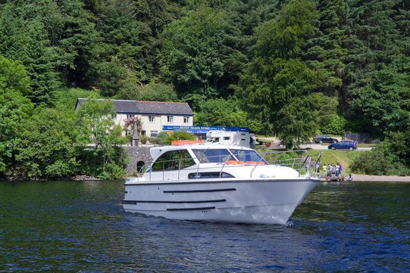 Caley Cruisers Bateau-hôtel *